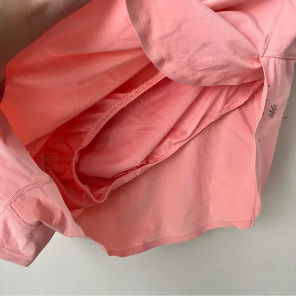 Athleta Women’s Pink High Rise Run With It Shorts Size XL - Image 3