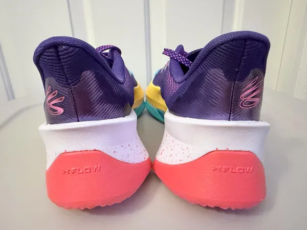 Under Armour Steph Curry basketball shoes  - Image 3