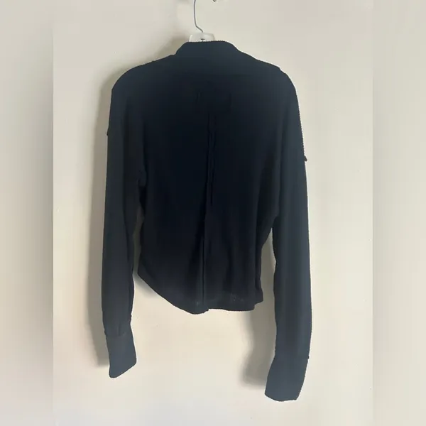 Free People We The Free Hold Me Close Cropped Cross Over Wrap Top Black M - Image 2