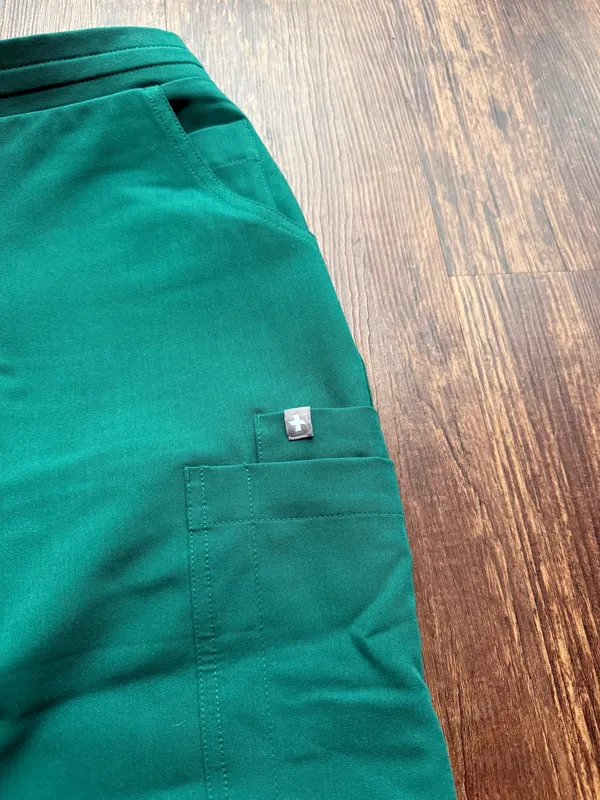 NWT FIGS Women’s Hunter Green Yola Skinny Scrub Pants - Size XXS Petite - Image 6