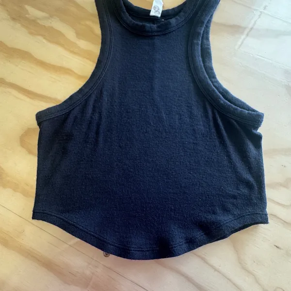 Lululemon Hold Tight Ribbed Crop Tank Top Black High Neck Racerback 2 Athleisure - Image 4