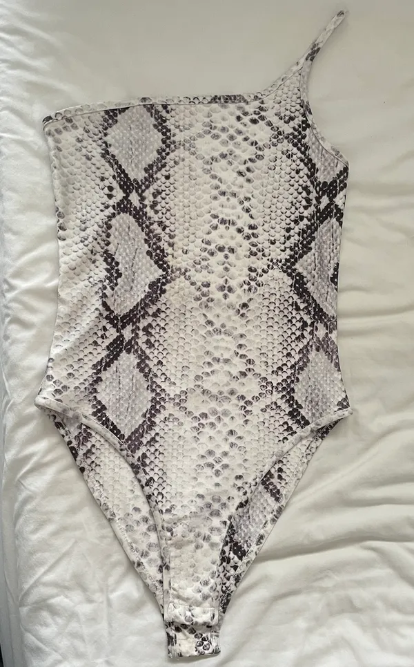 Princess Polly One Shoulder Bodysuit - Image 4
