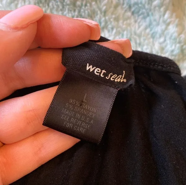 Wet Seal Black Crop Top - Image 3