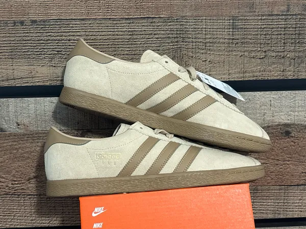 Unisex Adidas Gazelles neutral colored sneakers - Image 3