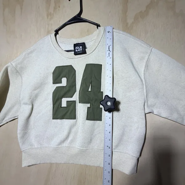 Collegiate Outfitters Jolie & Joy Women XL Cropped Sweatshirt Cream Green 24 Varsity Collegiate - Image 6