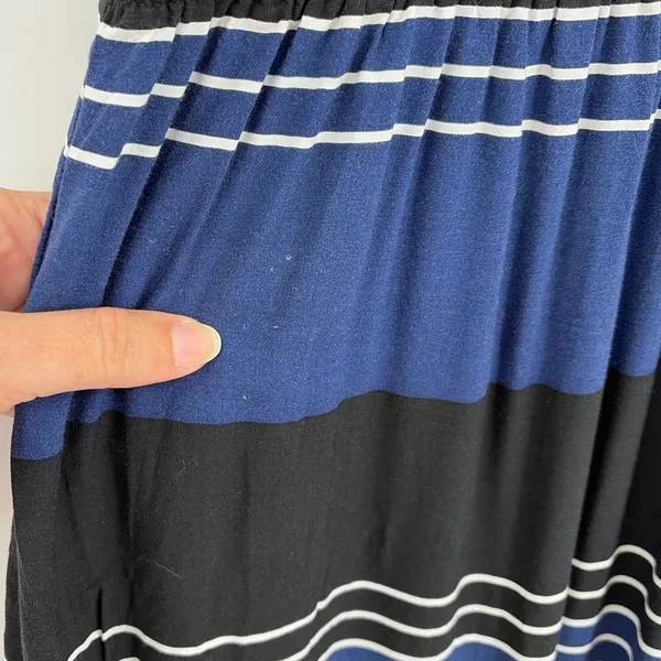 Old Navy Stripe Maxi Sundress Sz XS Coastal Preppy Boho Beach Navy Slip Minimal - Image 8