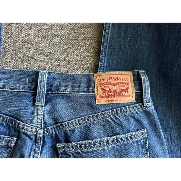 Levis Low Pro Straight Distressed Jeans Medium Wash Blue Denim W26 A0964-0006EUC - Image 7