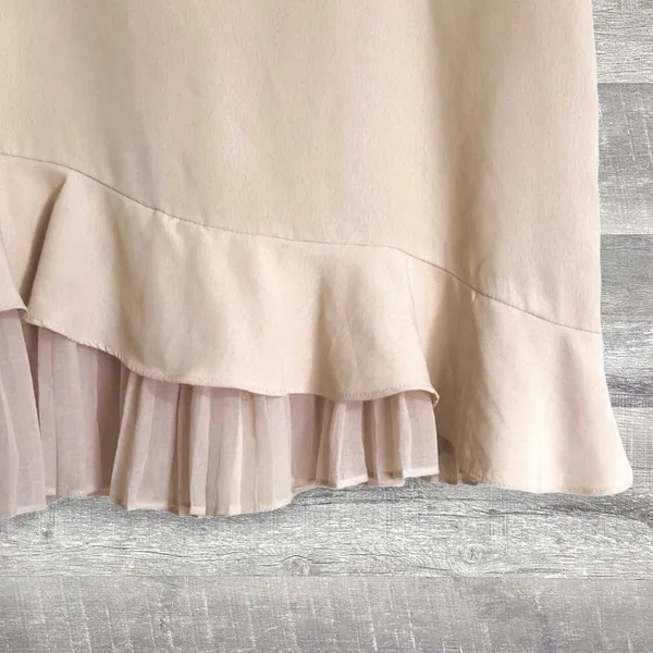 ZARA Short Flutter Sleeve Blouse Womens M Pleated Ruffle Hem Beige Chiffon Flowy - Image 2