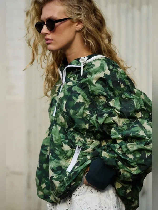 NWOT Free People Movement Happy Camper Hiking Pullover Jacket Green Camo Small - Image 2