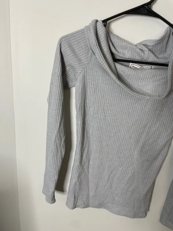 Abercrombie & Fitch Women’s Long Sleeve Top Gray Medium Vtg Y2K Excellent Condition - Image 4