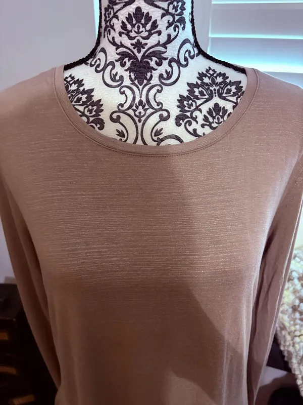 Apt 9 size large grey sparkly tunic top - Image 3