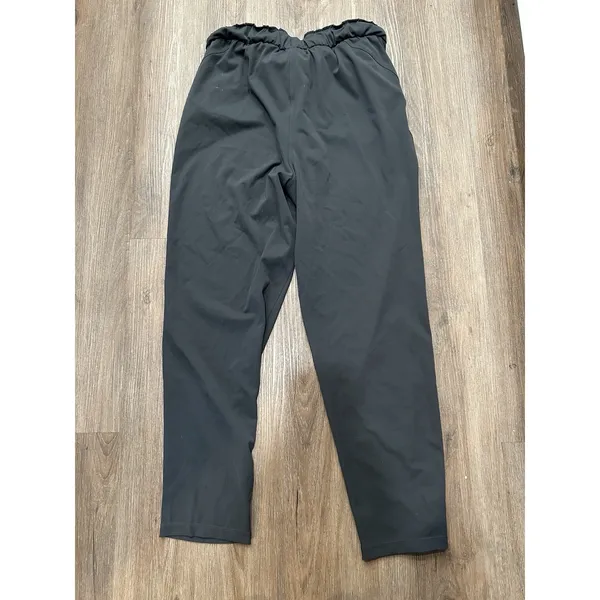Lululemon Stretch High-Rise Straight Legs Women's Gray Athletic Pants‎ - Size 8 - Image 2