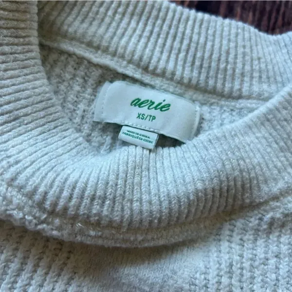 Women’s Aerie Oversized Sweater 3/4 Sleeves Size XS - Image 2