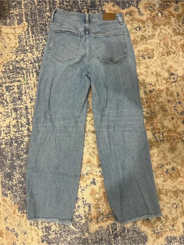 Madewell Perfect Vintage Wide Legged Cropped Jeans - Image 3