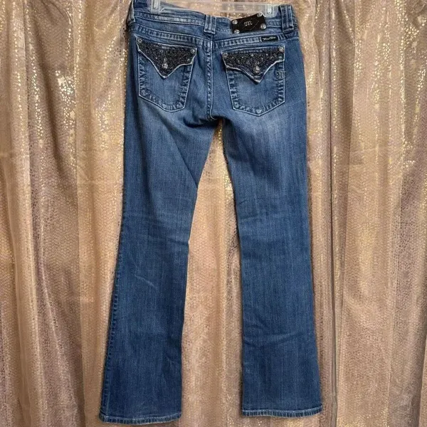 Miss Me Chain Pocket Low Rise Bootcut Western Rhinestone Jeans Size‎ 28 - Image 2