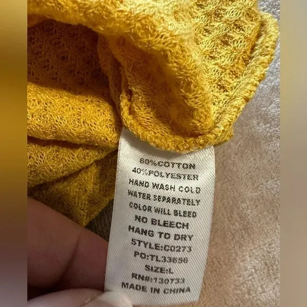 EXPRESS Umgee Top Size Large Mustard Yellow Waffle Knit Dolman Sleeve Oversized NWT - Image 3