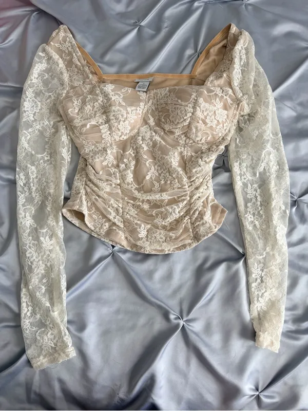 Rue21 Cream Lace Long Sleeve Top - Image 3