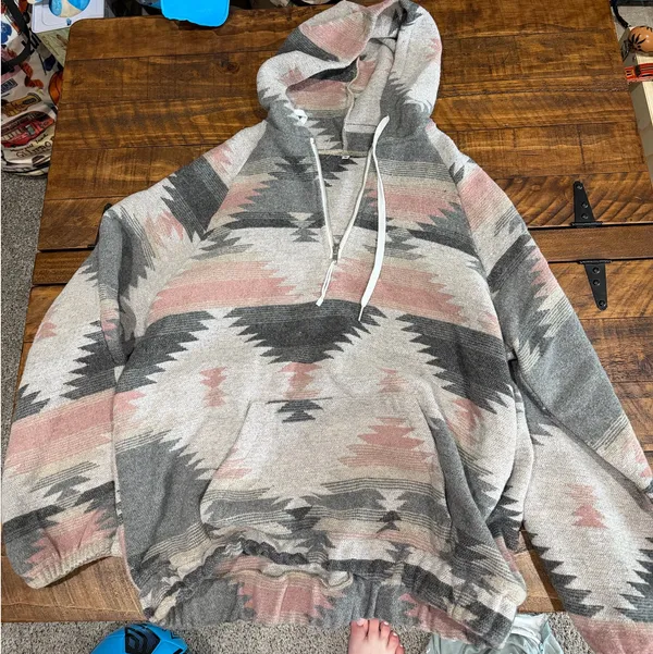 Amazon Aztec Sweatsgirt - Image 2