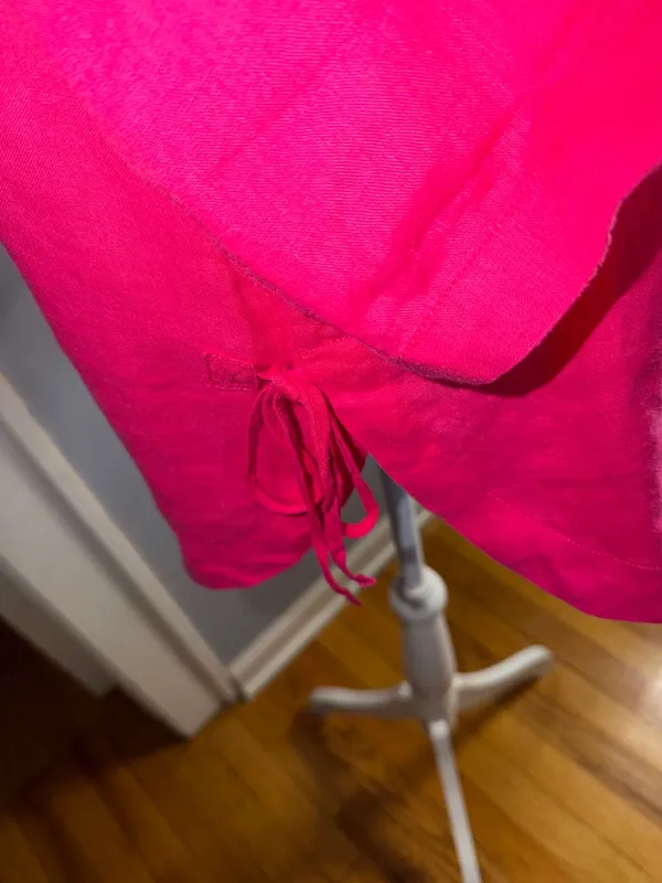Isaac Mizrahi 100% Linen Bright Pink Linen V-Neck Tunic - Image 3