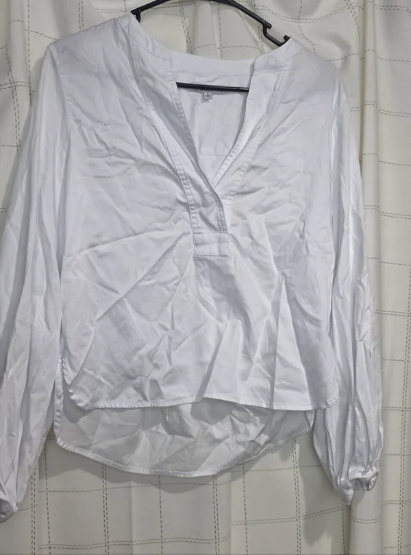 Madewell V-Neck Long-Sleeve Top - Image 2