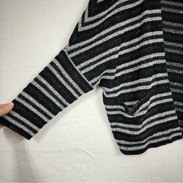 Madewell Grey Striped Slouchy Cardigan Sweater Womens Xs/S Oversized Boxy Boho - Image 4