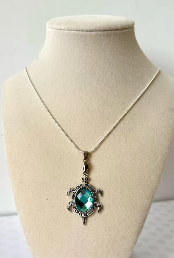 Turquoise Turtle Necklace 🐢 Blue - Image 2