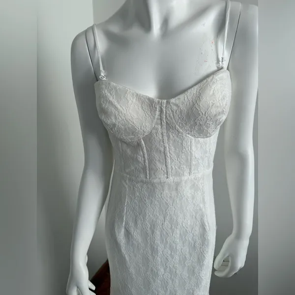 Lulus White Lace Bustier Maxi Dress – Size L – Stretch Fit Bridal Gown – New - Image 3