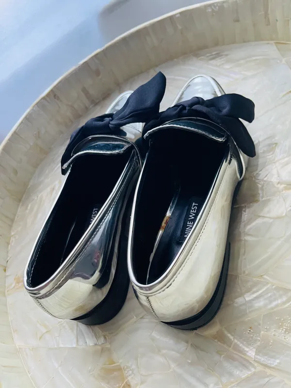 Nine West Silver Patent Weeping Bow Loafers - Image 5
