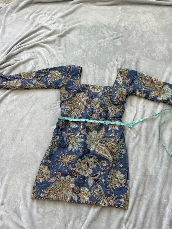 Blue Embroidered Kameez / Kurti Size XS - Image 2
