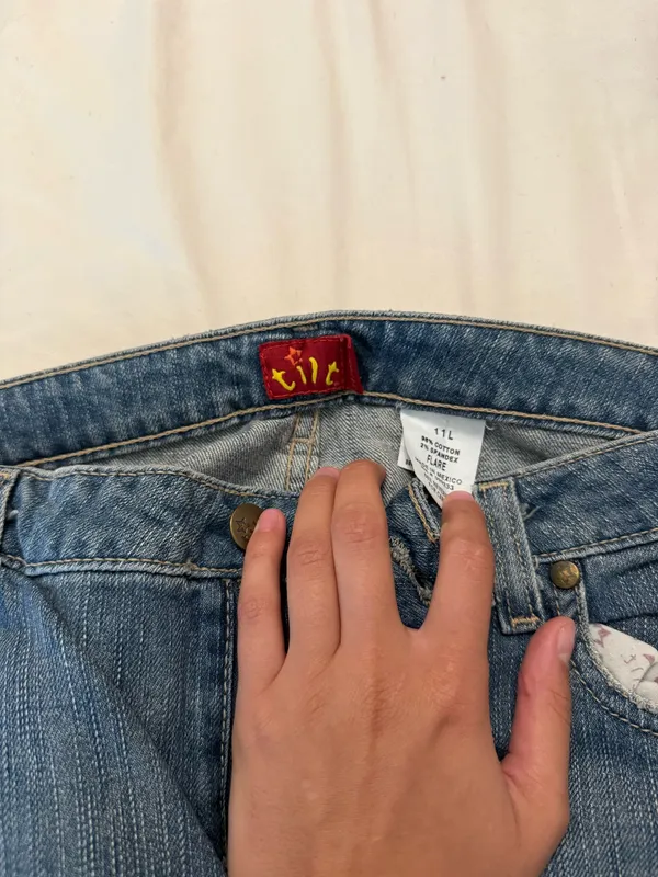 Tilt Y2K low rise jeans size 11L - Image 3