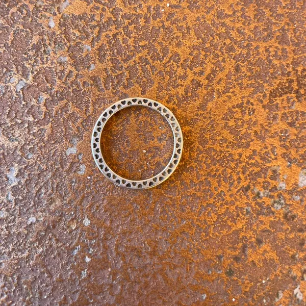 Pandora diamond heart Sterling silver band / size 8 / missing a small diamond - Image 5