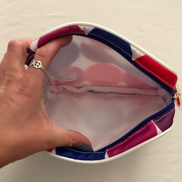 NWOT Estée Lauder cosmetic bag - Image 2