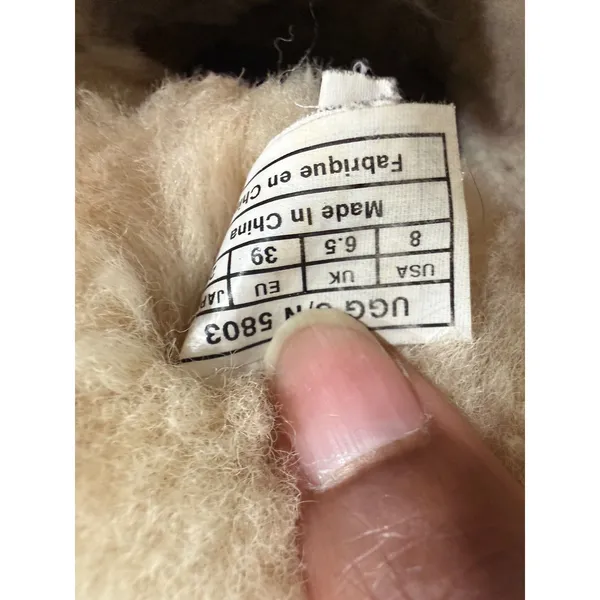 UGG Australia 5803 Classic Short Chestnut Suede Shearling Boots Womens 8‎ - Image 7