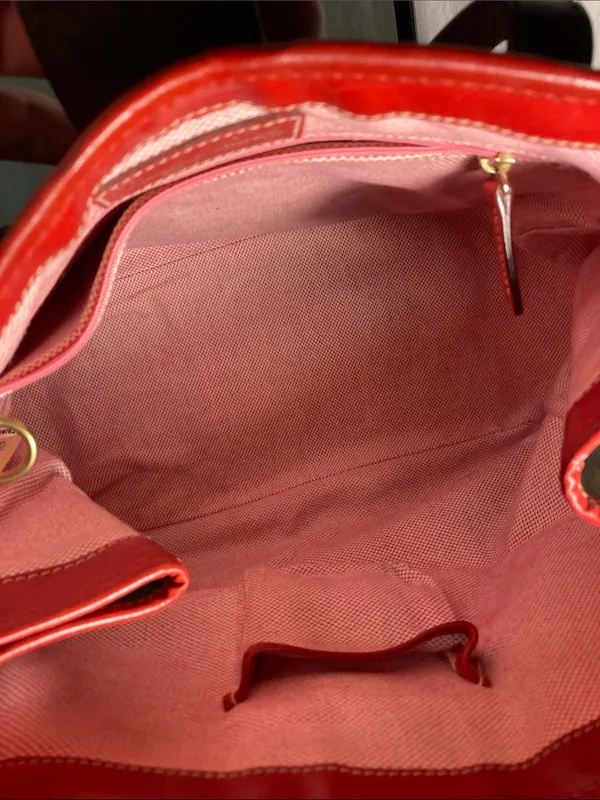 VNTG Dooney & Bourke giraffe Print Tote Bag with Red Leather Trim - Image 13