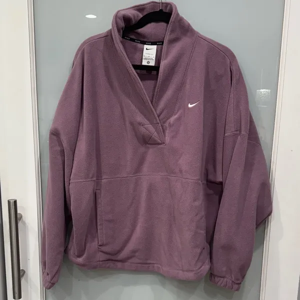 Nike Therma-FIT One Women’s Purple Oversized Long-Sleeve Fleece Top Sweater Sz M - Image 2
