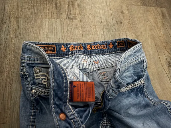 Rock Revival Jeans - Image 4