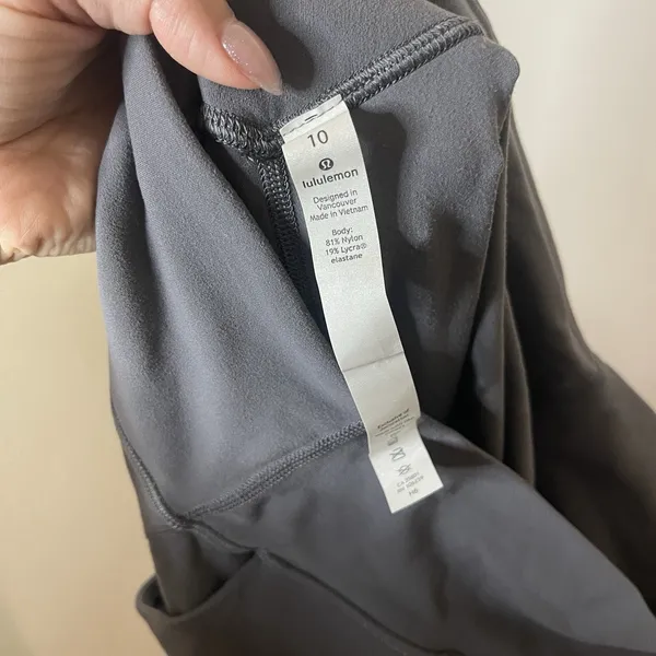 LULULEMON gray jogger tapered legging pants size US 10 - Image 4