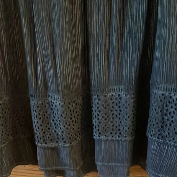 Knox Rose Gray Smocked Pleated Mini Dress - Image 3