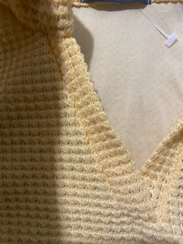 Be-lux Sport Size small Cropped yellow top - Image 5