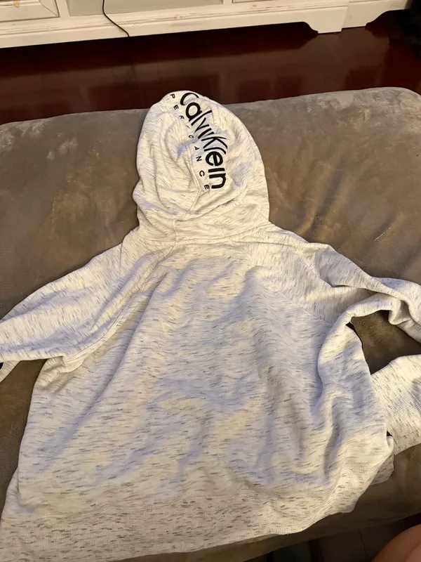 White and black Calvin Klein hoodie - Image 2
