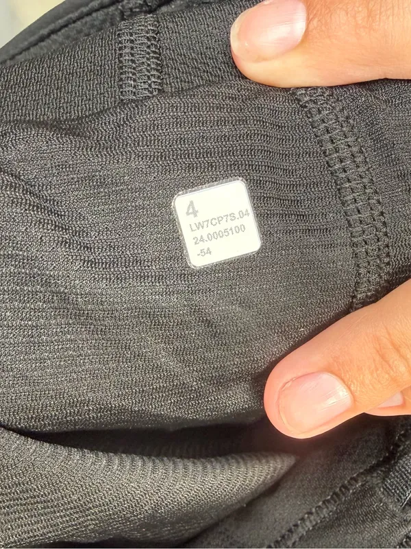 Lululemon Fast and Free Reflective High-Rise Classic-Fit Short 3" Size 4 - Image 6
