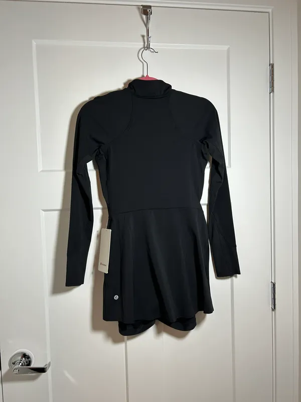 Lululemon size 4 Black Tennis Dress - Image 8