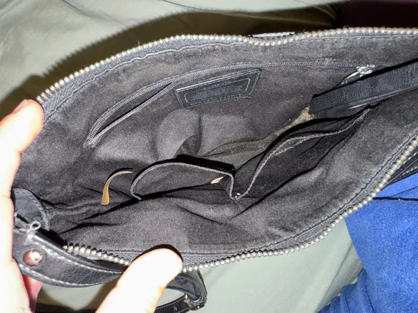 Coach Peyton Signature File Bag - Image 5