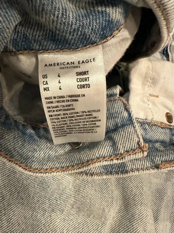 Straight Leg American Eagle Jeans - Image 4