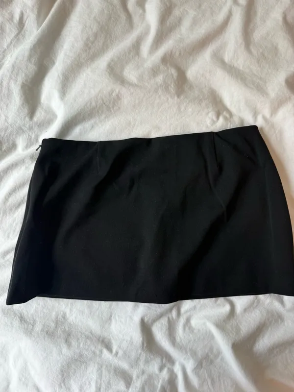 Abercrombie Scarlett Micro Mini Skort - Image 3