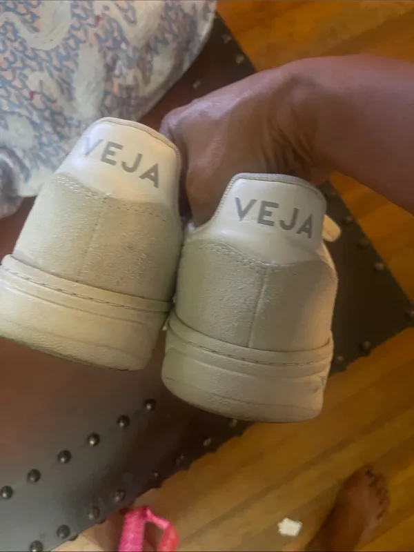 Veja Casual Lace-Up Sneakers in Light Beige size 8 - Image 6