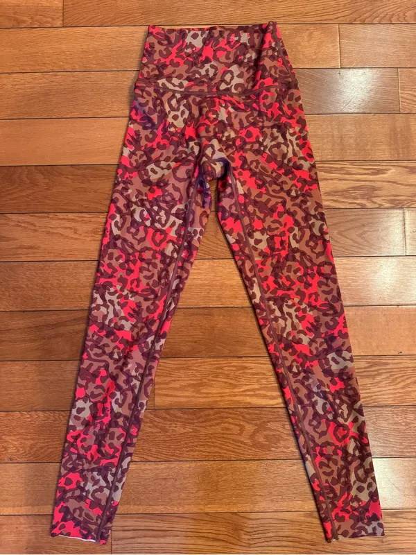 OFFLINE By Aerie Goals High Waisted 7/8 Leggings Red Leopard NWOT XS - Image 2