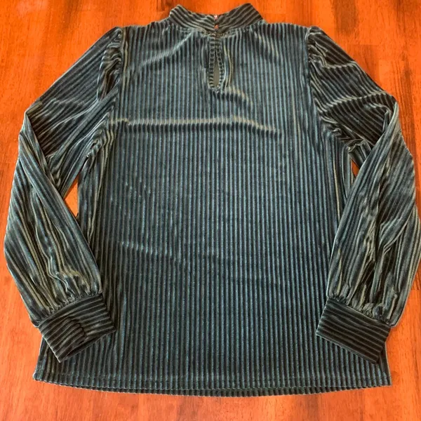 Cable & gauge Top Large Green Velvet look Texture Stripe Turtleneck - Image 6