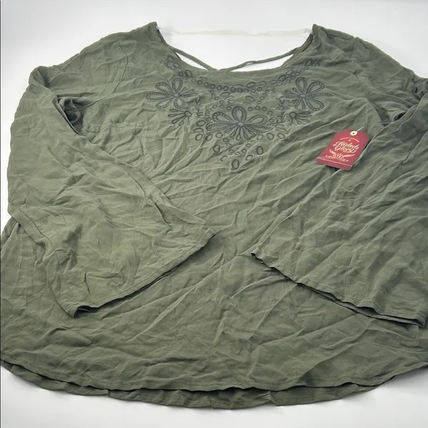 Faded Glory Sage Green Embroidered Blouse - Image 7