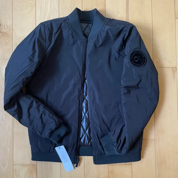 Calvin Klein Reversible Bomber Jacket. - Image 5